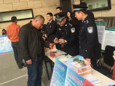 宣城警方開展“新消費我做主”打假宣傳活動，保障信息系統(tǒng)集成服務市場規(guī)范發(fā)展